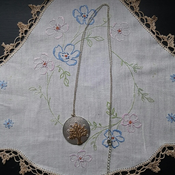 Tree of Life Long Necklace - Picture 7 of 7